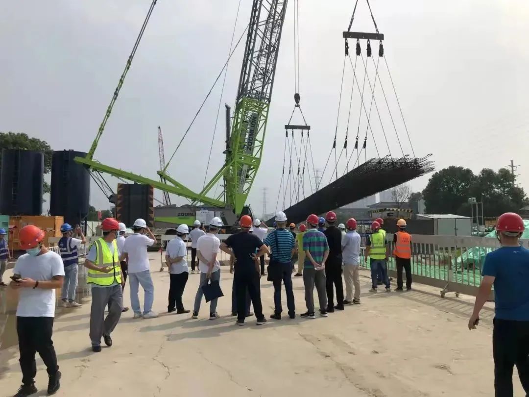 项世界之最 | 上海远处参加主导专业施工的张皋过江通路主跨2300米悬索桥新型锚碇基础试验钻研获得圆满成功！！。。。。。。。。。。。。。。